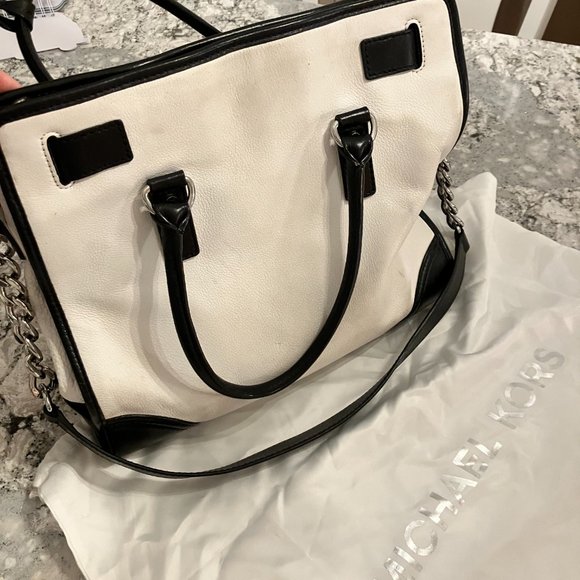 COPY - Michael Kors Purse - Hamilton Cow Print - Picture 2 of 14